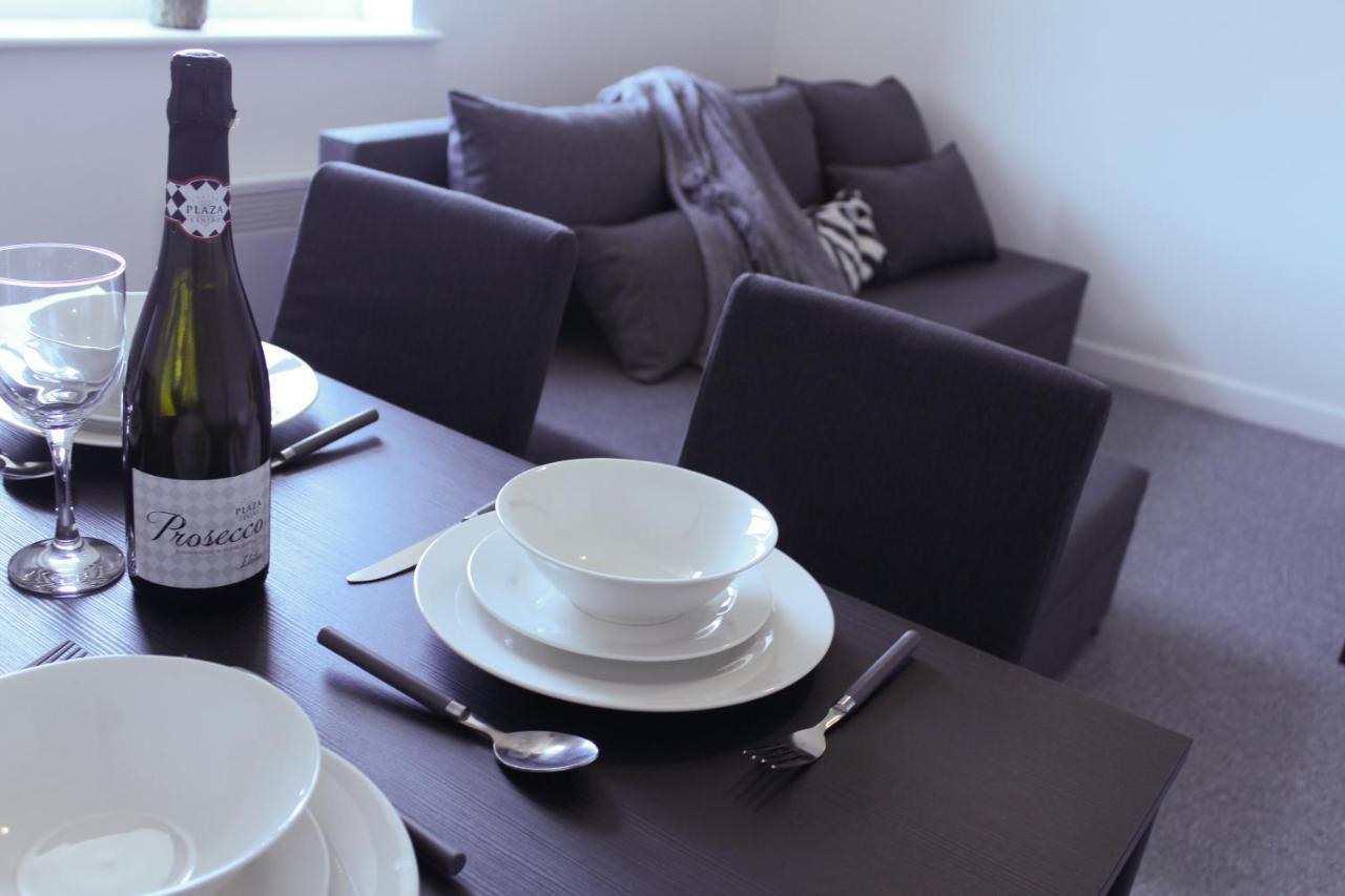 Spacious & Pet-Friendly 1Br Apt In Heywood Apartment Exterior photo