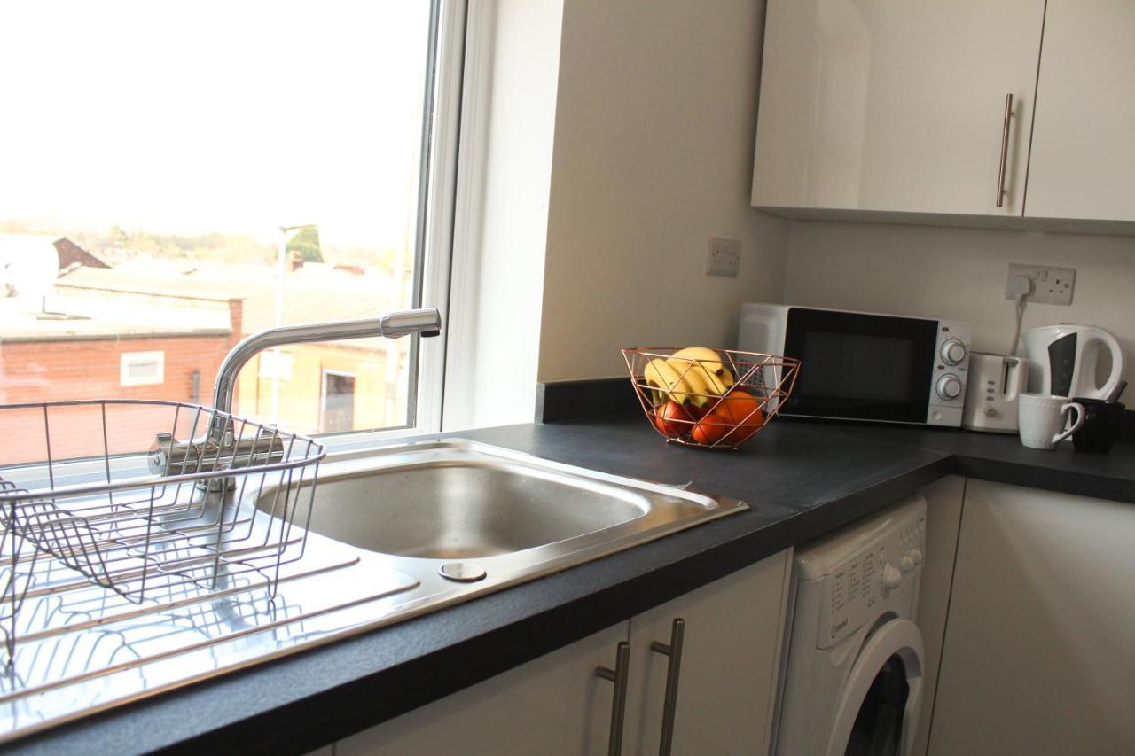 Spacious & Pet-Friendly 1Br Apt In Heywood Apartment Exterior photo